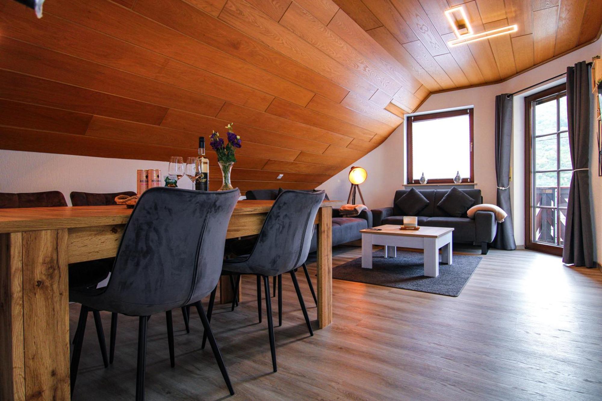 Stilvolle Wellness-Ferienwohnung In Neef Whirlpool, Sauna, Grill, Fitness, Billard & Moselblick Εξωτερικό φωτογραφία